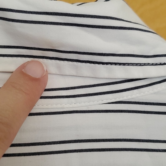 Express Design Studio Button Down Top - Picture 11 of 12